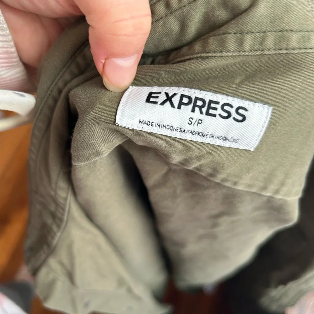 EXPRESS MILITARY BUTTON DOWN UTILITY SHACKET - image 3